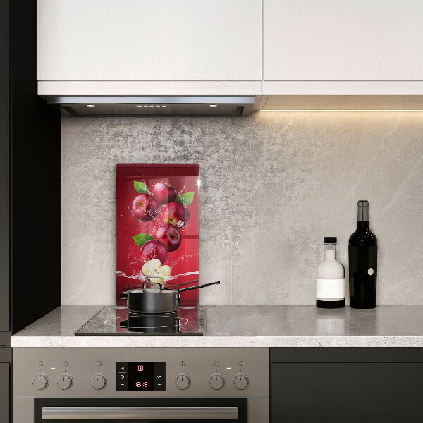 Glas Ceranfeldabdeckung Saftige Äpfel in Wasser