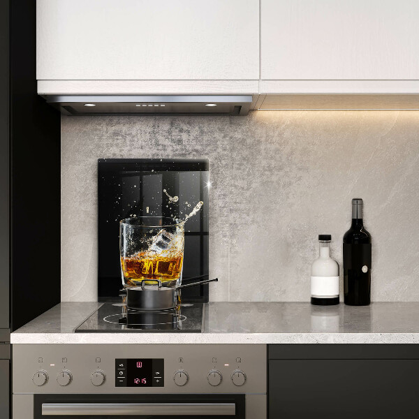 Glas Ceranfeldabdeckung Ein Glas Whiskey