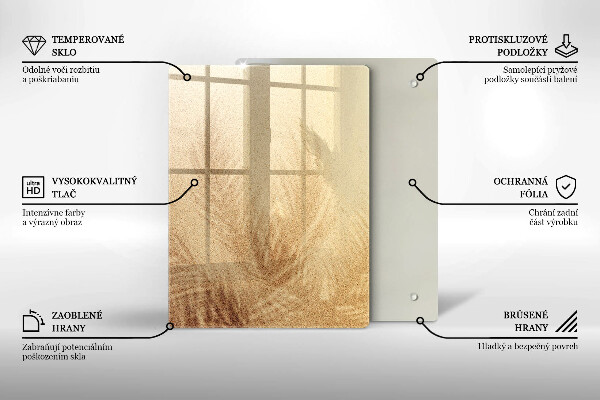 Glas Herdabdeckplatte Nüsse auf weißem Hintergrund