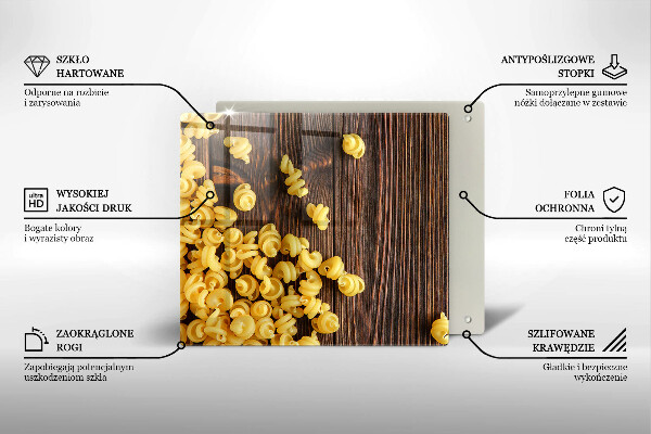Glas Ceranfeldabdeckung Nudeln auf dem Tisch