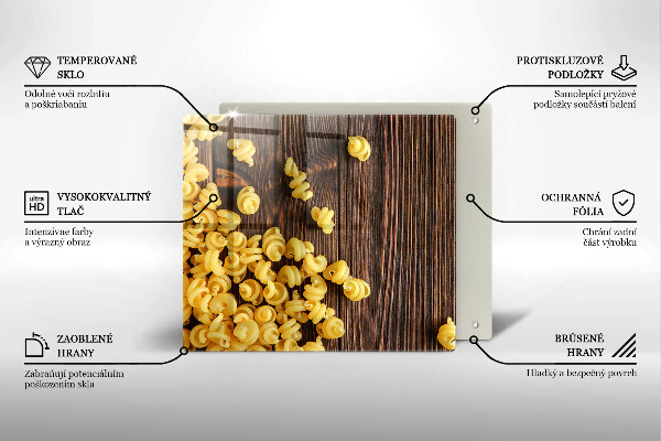Glas Ceranfeldabdeckung Nudeln auf dem Tisch