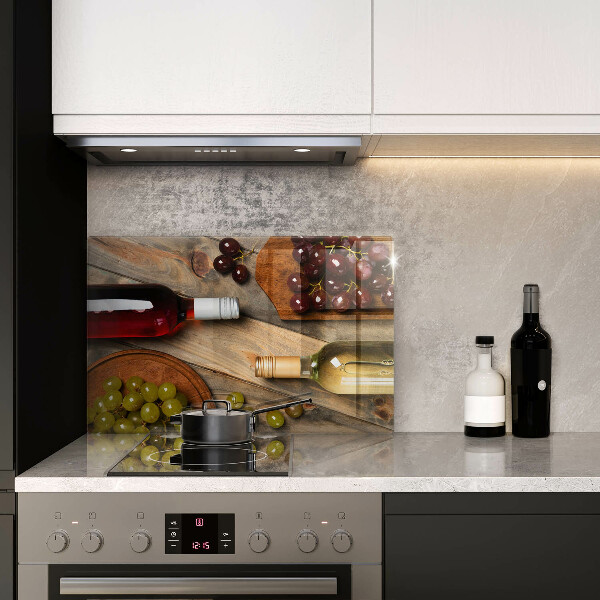 Glas Ceranfeldabdeckung Weinflaschen und Trauben