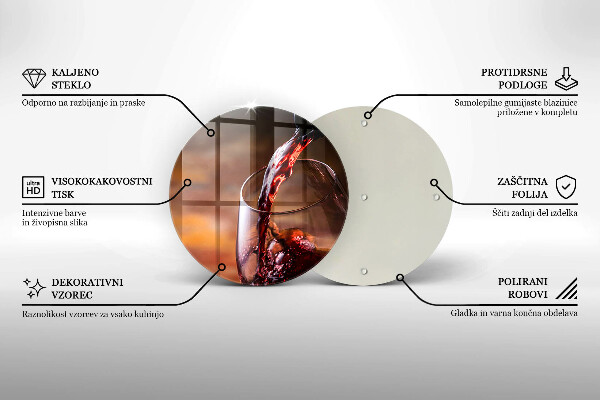 Glas Ceranfeldabdeckung Spritzschutz Rotwein und ein Glas