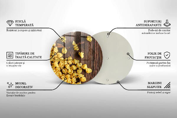 Glas Herdabdeckplatte Nudeln auf dem Tisch