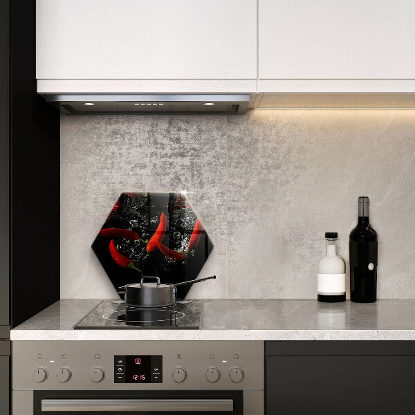 Glas Herdabdeckplatte Chilischoten in Wasser