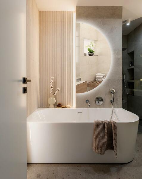 Halbrunder spiegel mit led 35x70 cm