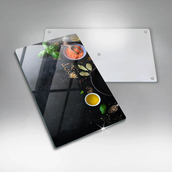 Abdeckung induktionskochfeld Schüsseln mit Gewürzen