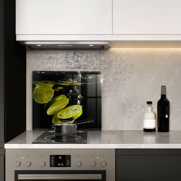 Ceranfeld schutz Limetten im Wasser