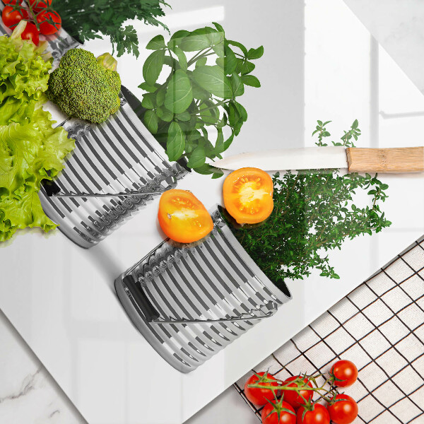 Herdplattenabdeckung Töpfe mit Kräuterpflanzen