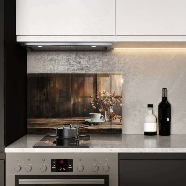 Abdeckung induktionskochfeld Kaffeetasse und Holz