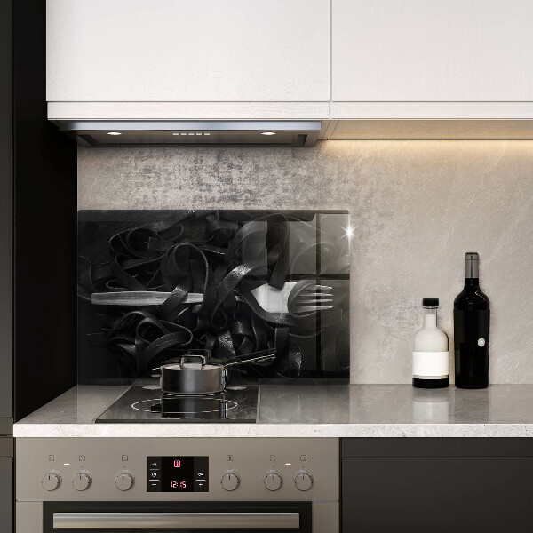 Herdabdeckplatte glas Schwarze Tagliatelle-Nudeln