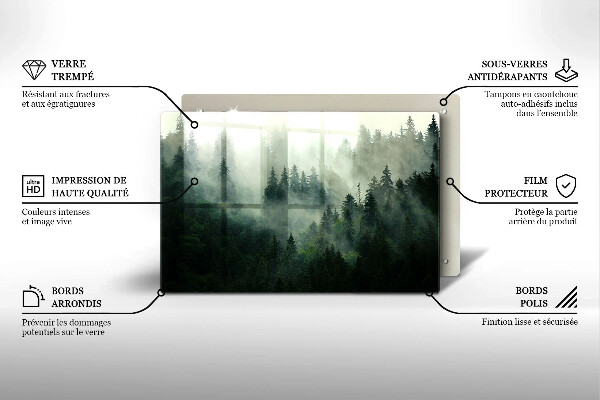 Herdabdeckung Nebelige Waldlandschaft
