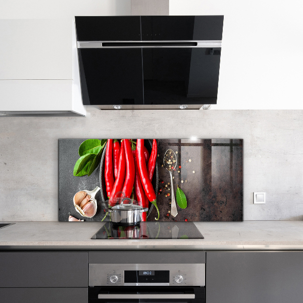 Küchenrückwand Spritzschutz Peperoni kochen