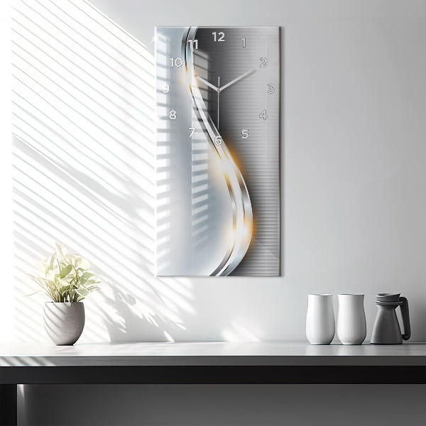 Vertikale Uhr Metallische Abstraktion