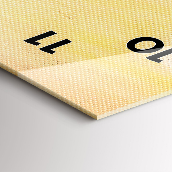 Vertikale Uhr Ölkomposition in einem Wald