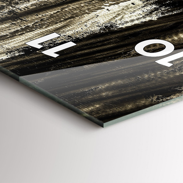 Vertikale Uhr mit motiv Frau in einer regnerischen Nacht