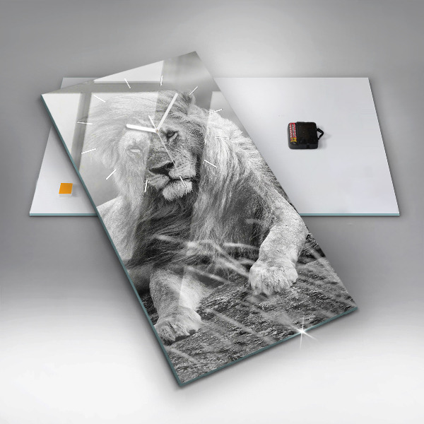 Vertikale Uhr Abstrakt - Löwe