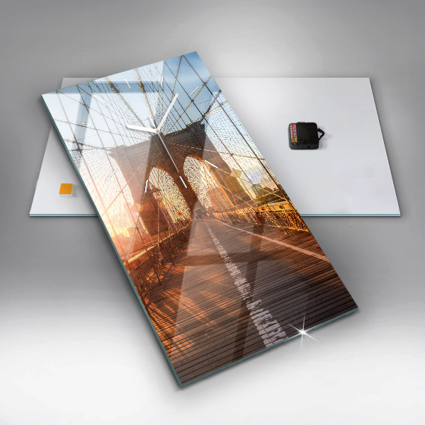 Vertikale Uhr Brooklyn-Brücke NYC