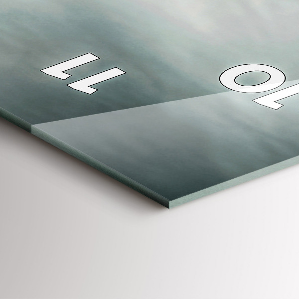 Vertikale Uhr Motorrad im Adrenalin-Stil