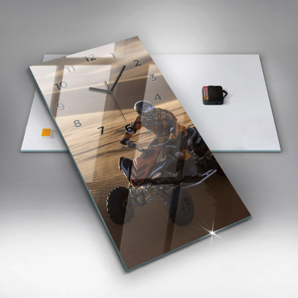 Vertikale Uhr Quad in der Wüste