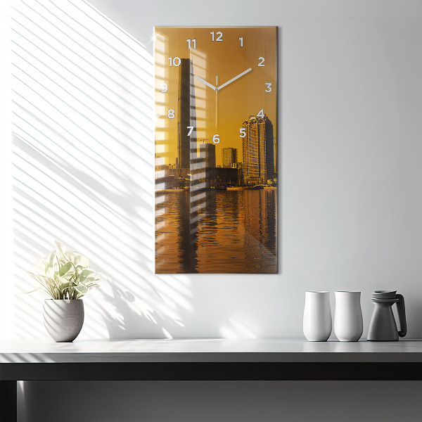 Vertikale Uhr Zhujiang-Fluss