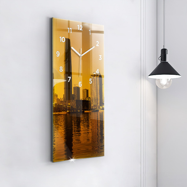 Vertikale Uhr Zhujiang-Fluss