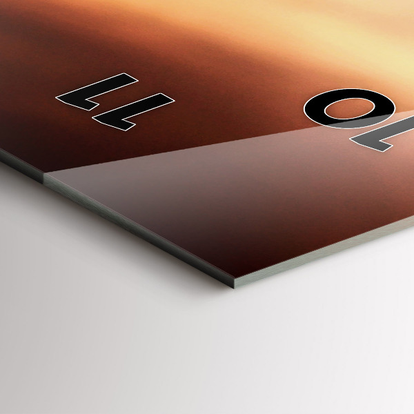 Vertikale Uhr mit motiv Muschel am Strand