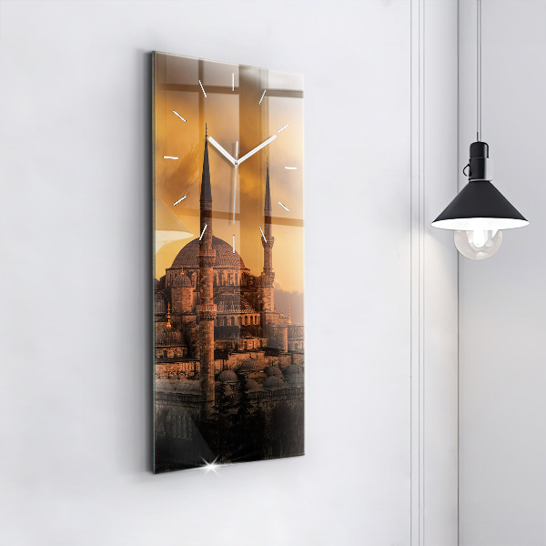 Vertikale Uhr Istanbuler Moschee