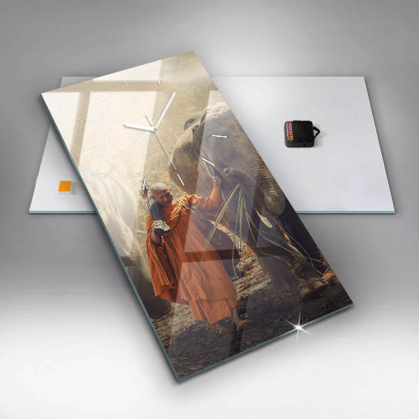 Vertikale Uhr Mönch führt Elefanten