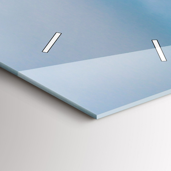 Vertikale Uhr Große Giraffe vor einem Himmelshintergrund