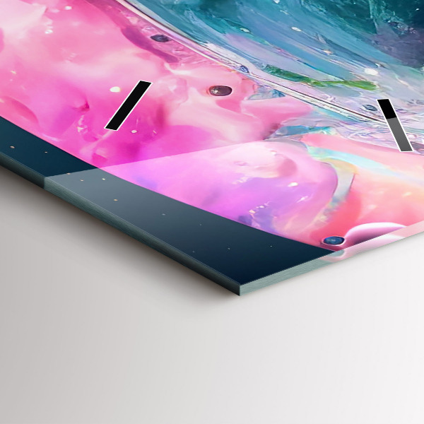 Vertikale Uhr Kosmonautenfarbene Wolken