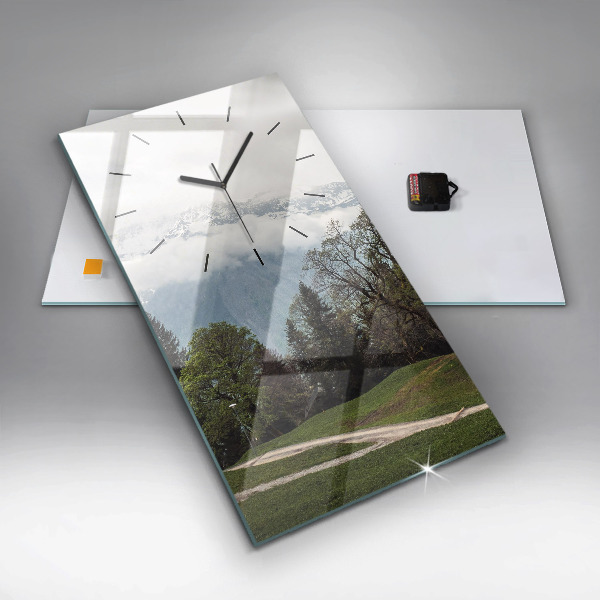 Vertikale Uhr Blick auf die Berge