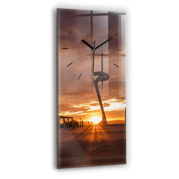 Vertikale Uhr mit motiv Olympischer Park in Barcelona