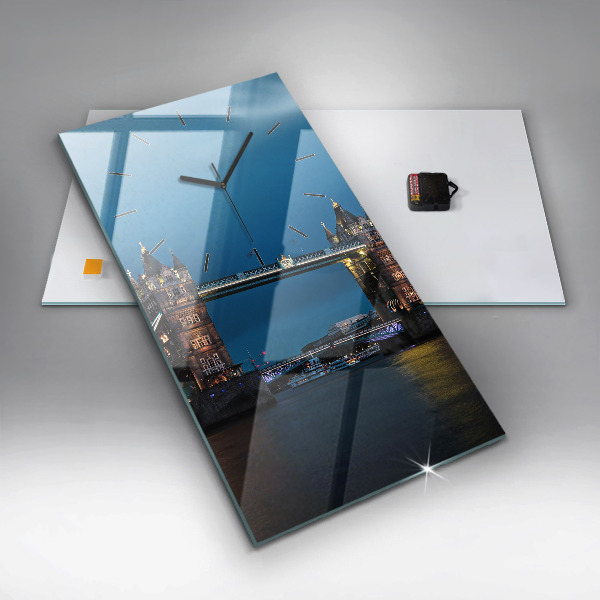 Vertikale Uhr mit motiv Tower Bridge London bei Nacht