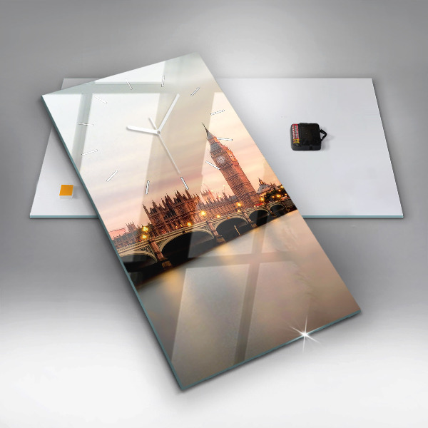 Vertikale Uhr mit motiv Big Ben Londoner Skyline