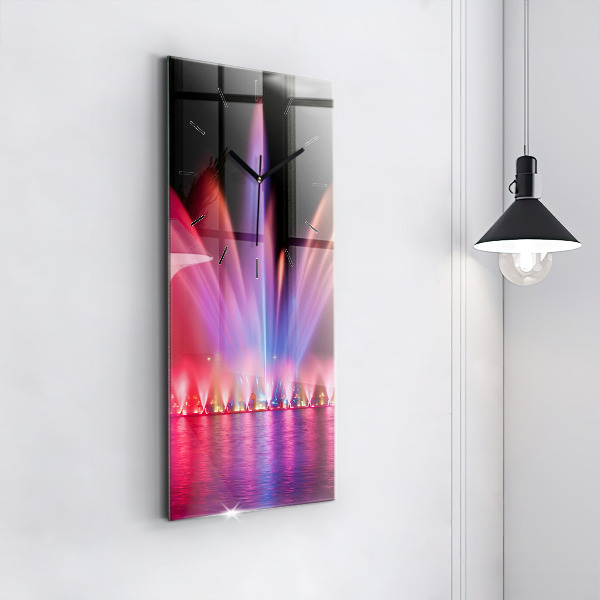 Vertikale Uhr Breslauer Springbrunnen bei Nacht