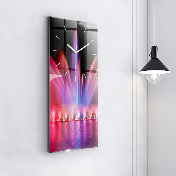 Vertikale Uhr Breslauer Springbrunnen bei Nacht