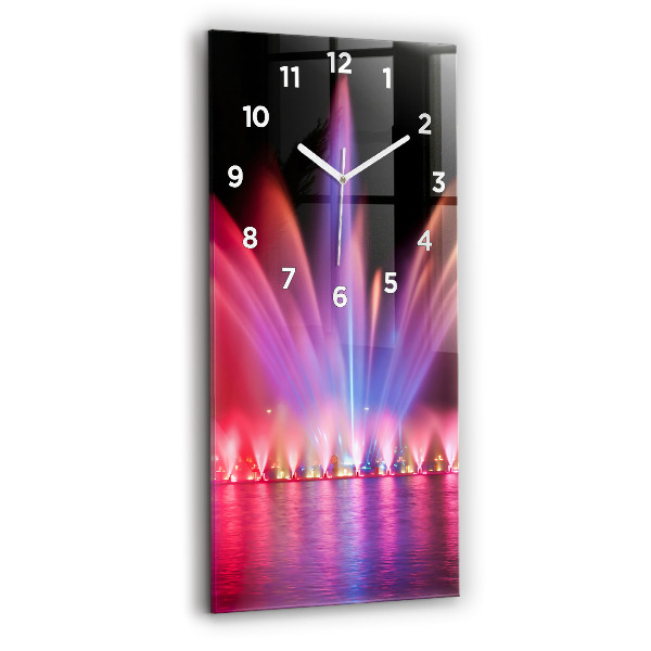 Vertikale Uhr Breslauer Springbrunnen bei Nacht