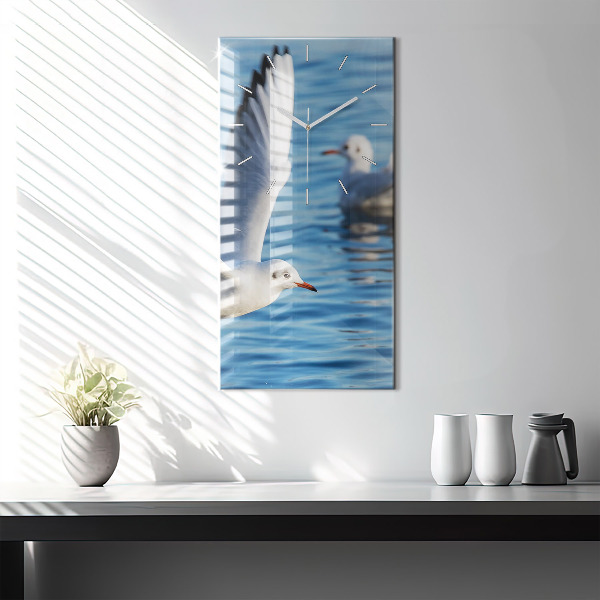 Vertikale Uhr mit motiv Seemöwen in Gdynia