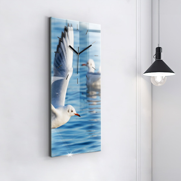 Vertikale Uhr mit motiv Seemöwen in Gdynia