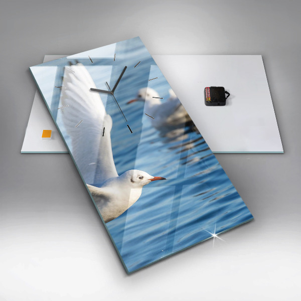 Vertikale Uhr mit motiv Seemöwen in Gdynia