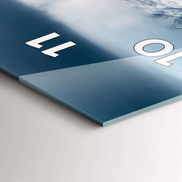 Vertikale Uhr mit motiv Tatra-Gebirge im Winterpanorama