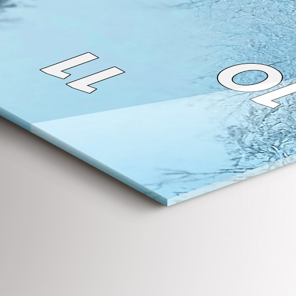 Vertikale Uhr mit motiv Hirsche auf den Gleisen