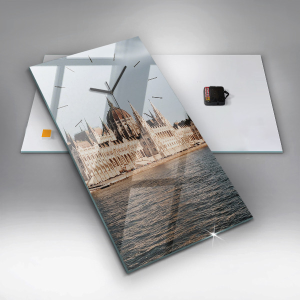 Vertikale Uhr mit motiv Das Parlament in Budapest