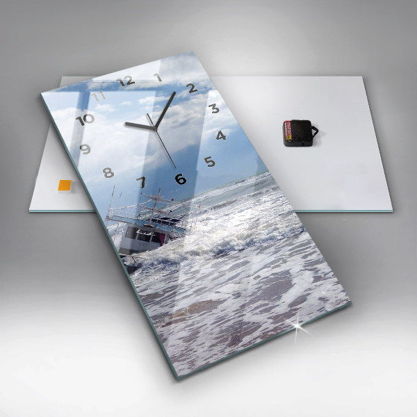 Vertikale Uhr mit motiv Versunkenes Wasserfahrzeug