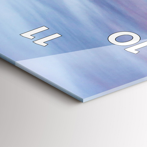 Vertikale Uhr Hütte in den Bergen