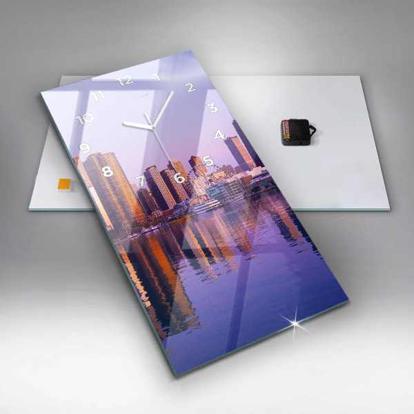 Vertikale Uhr Blick auf US-Wolkenkratzer