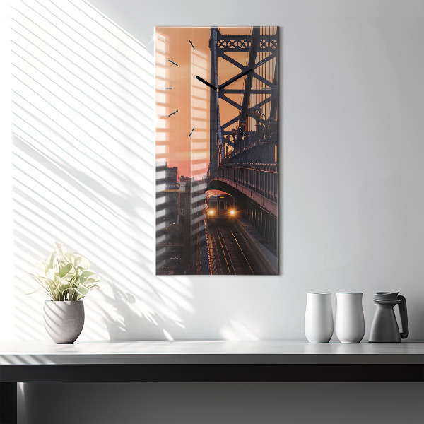 Vertikale Uhr Benjamin-Franklin-Brücke