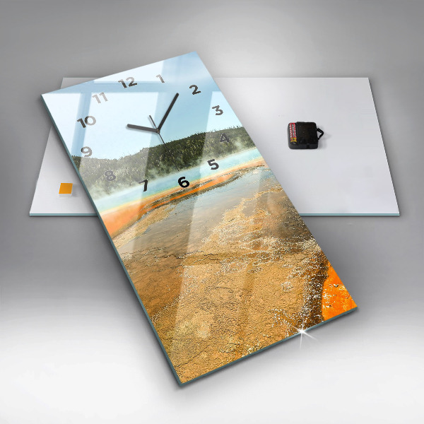 Vertikale Uhr mit motiv See mit Bergen