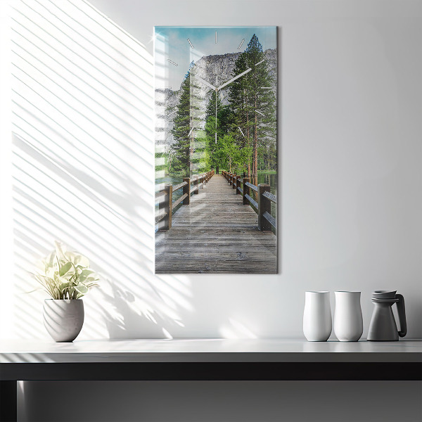 Vertikale Uhr mit motiv Yosemite Holzbrücke